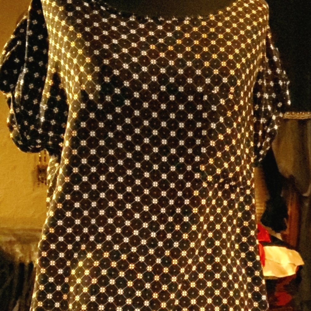 Craft & Barrow Womans Blouse Size Large, Black with White Print